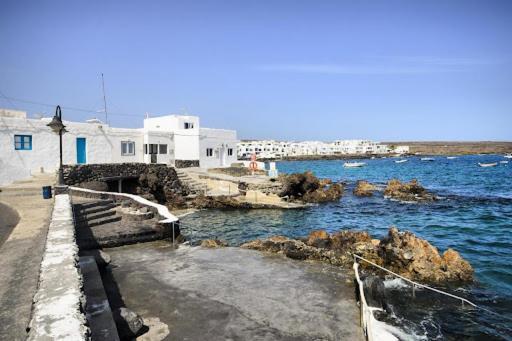 El Muellito Ocean View Apartment Punta Mujeres Exterior photo